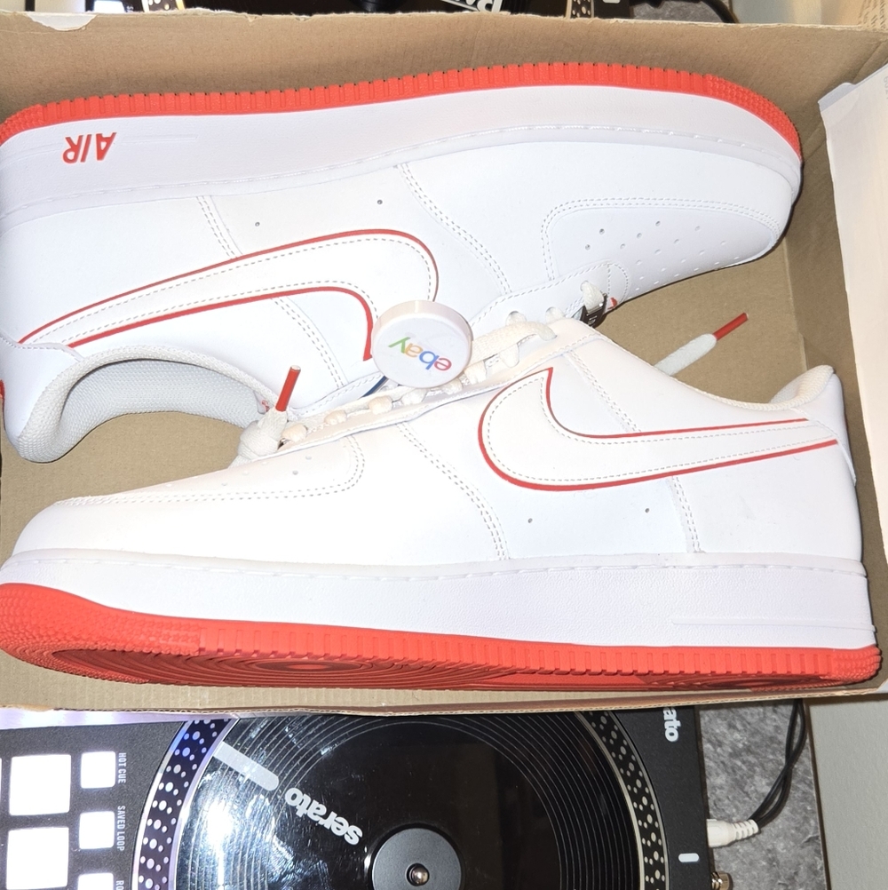 Nike Air Force 1'07 White Picante Red Size 13 Brand New No Box. *CLEAN*❤️🩹🤍 - Picture 2 of 9